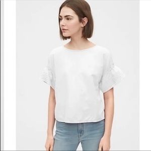 Gap Linen Cotton Pintuck Sleeve Top